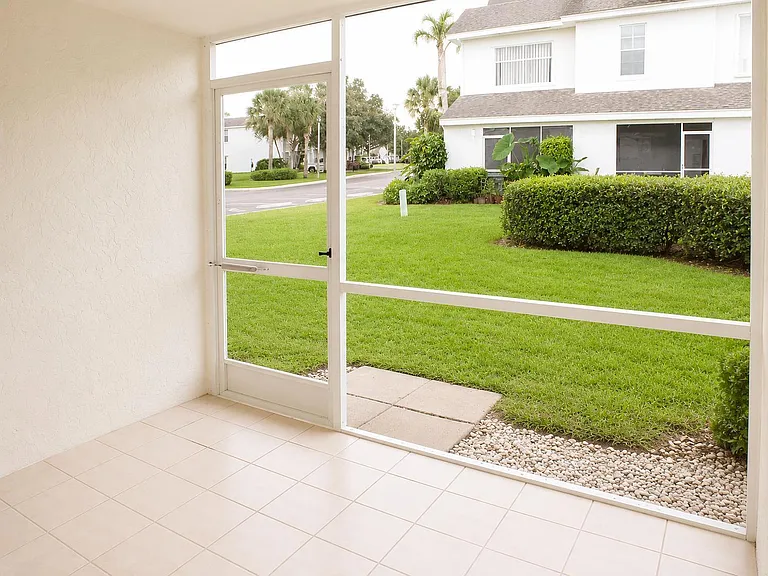 75 Whitehead Cir #75 — Photo 11