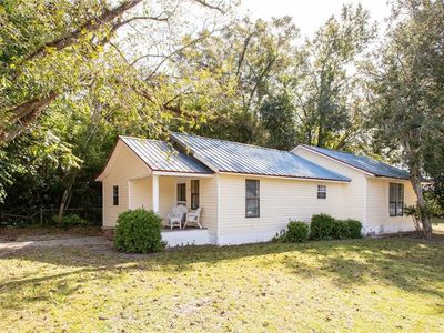 853 Cherry St, Blackshear, GA, 31516