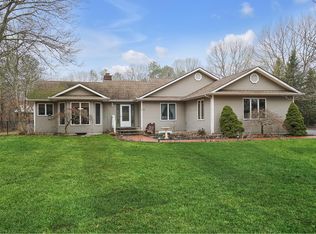 328 Wading River Rd, Manorville, NY 11949