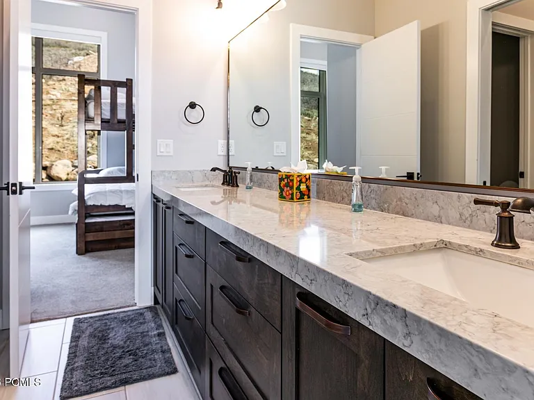 765 E Miner Way — Photo 27