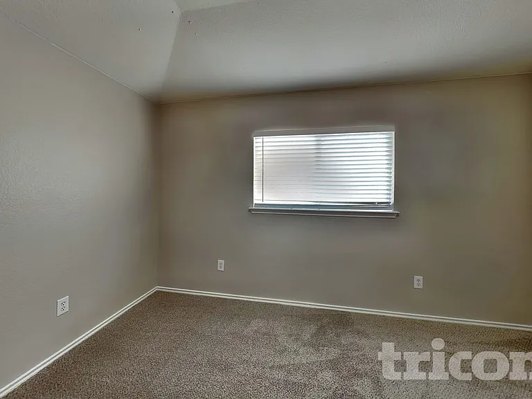 5727 Canterbury Run — Photo 11