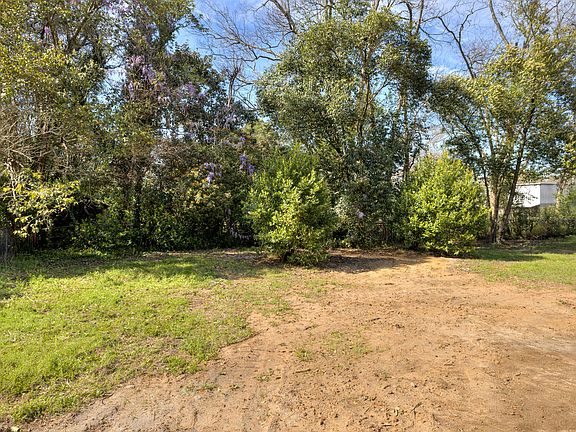 3rd image of 14 Hatfield St