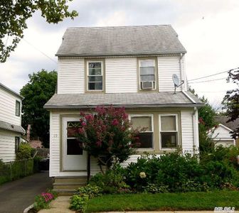 19 Stratford Ave, Williston Park, NY, 11596