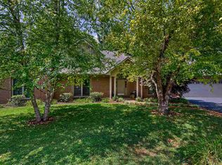 620 Whisperwood Ct, Bowling Green, KY 42104