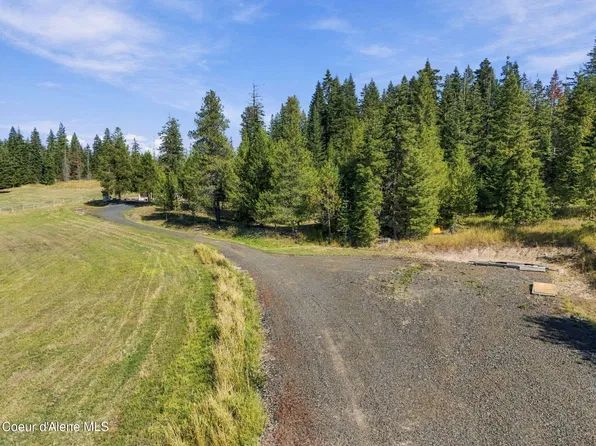81 Mountain Pasture Dr, Saint Maries, ID 83861