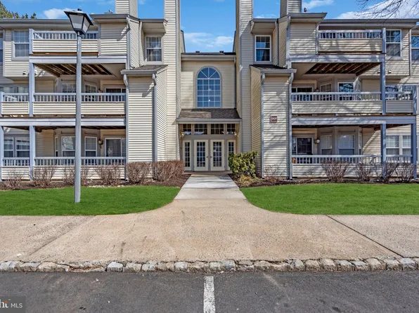 302 Trinity Ct APT 10, Princeton, NJ 08540