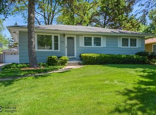 5915 Woodward Ave, Downers Grove, IL 60516