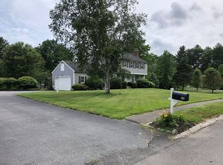32 Buckboard Dr, Westford, MA 01886