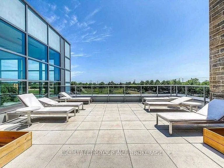 4699 Glen Erin Dr #Penthouse 05 — Photo 5