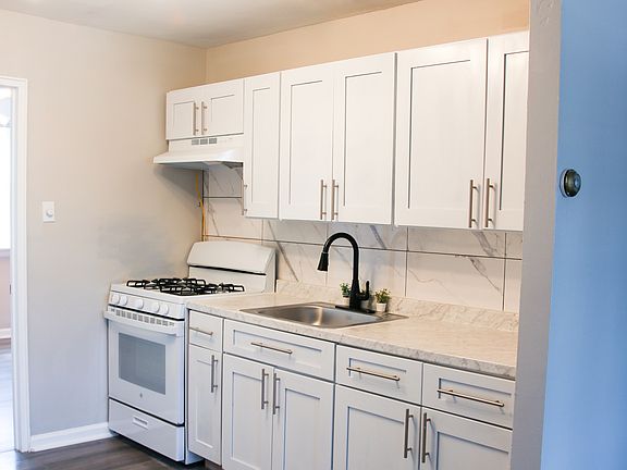2nd image of 6346 Lawndale Ave Floor 1