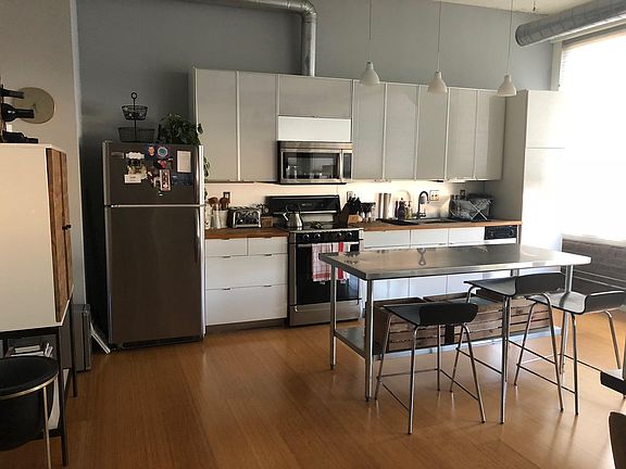 5th image of 1714 Memphis St APT 312