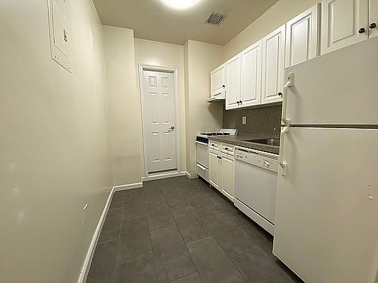 5th image of 257 W 91st St #1EE