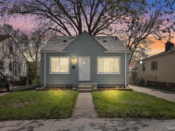 28320 Hillview St, Roseville, MI 48066