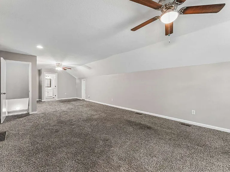 804 Pine St — Photo 34