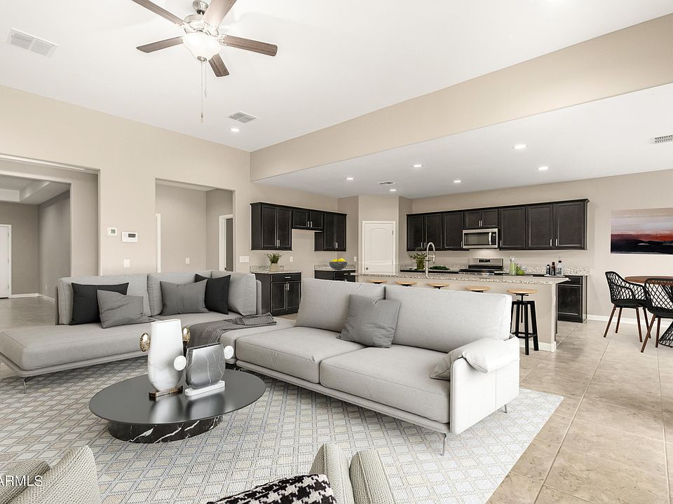 1st image of 30520 W CLARENDON Avenue