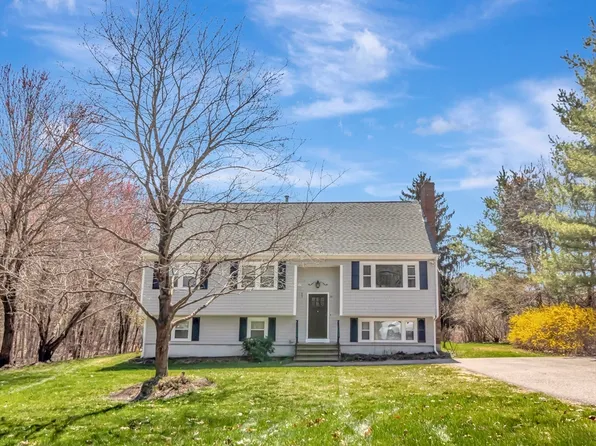 20 N Washington St, Norton, MA 02766