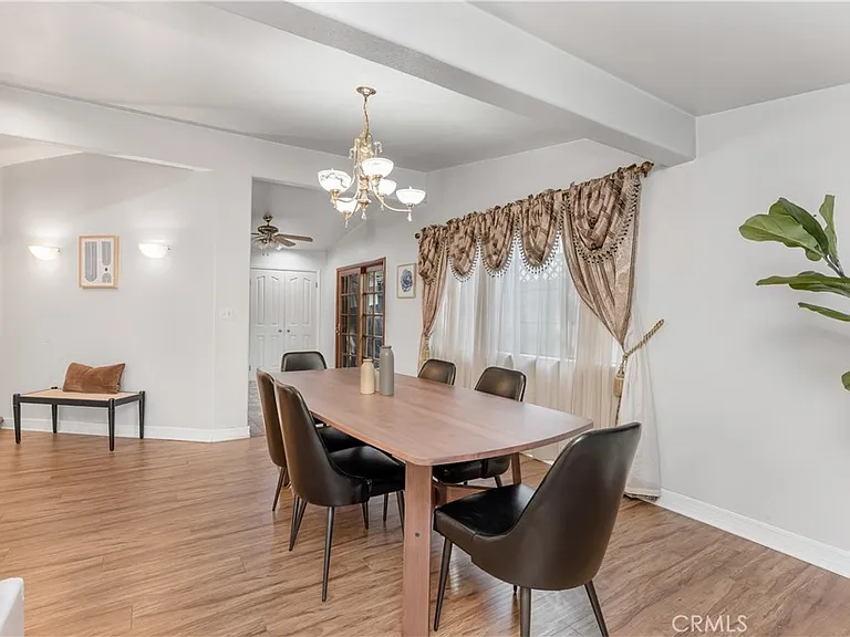 9348 Tujunga Canyon Blvd — Photo 12