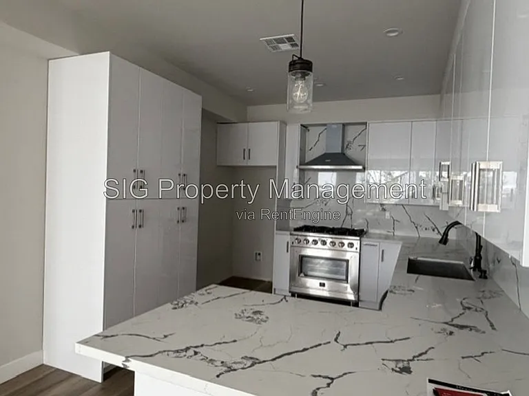 7420 Valaho Ln — Photo 6