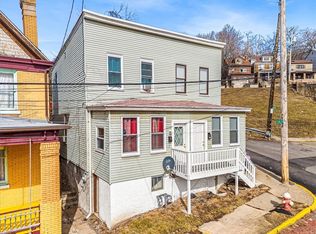 900 2nd St, Mc Kees Rocks, PA 15136