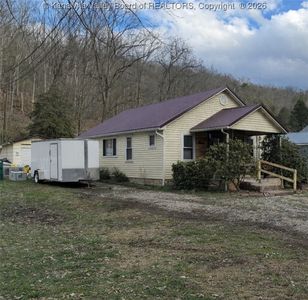2576 Browns Creek Rd, Saint Albans, WV, 25177