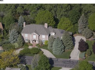 1935 Lindenridge Dr, Fort Collins, CO 80524