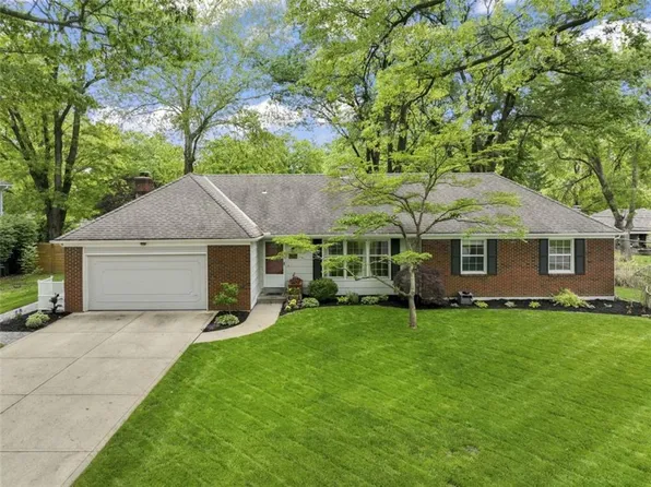 6527 Milhaven Dr, Mission, KS 66202