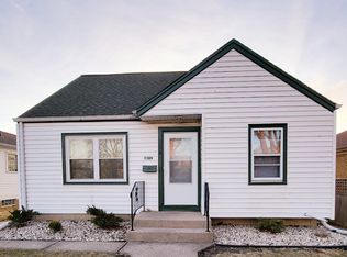 3309 N 91st St, Milwaukee, WI 53222