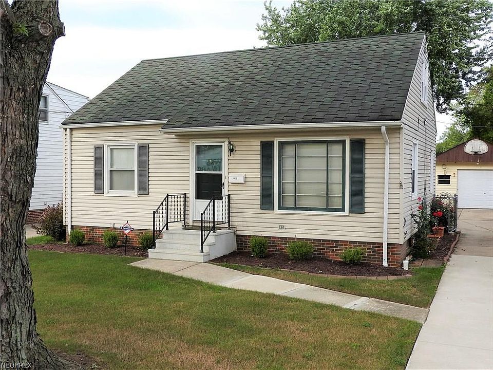 1st image of 4630 W 150th St