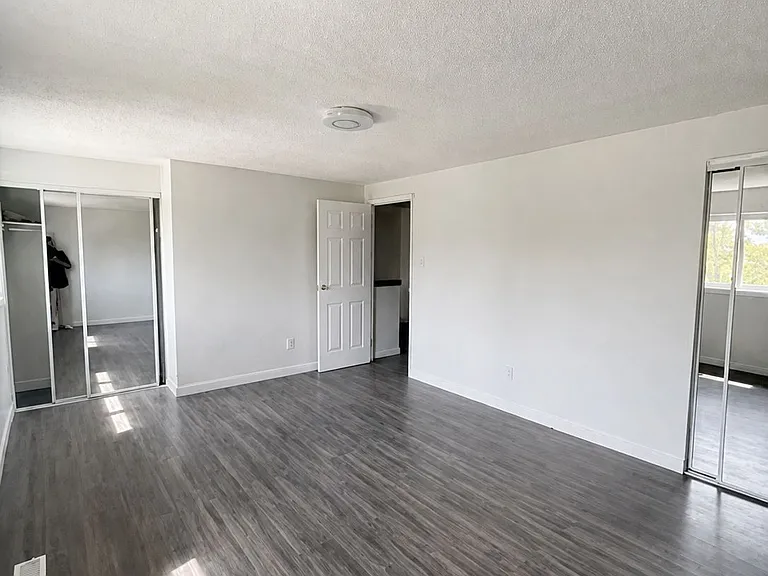 470 2nd St #8 — Photo 7