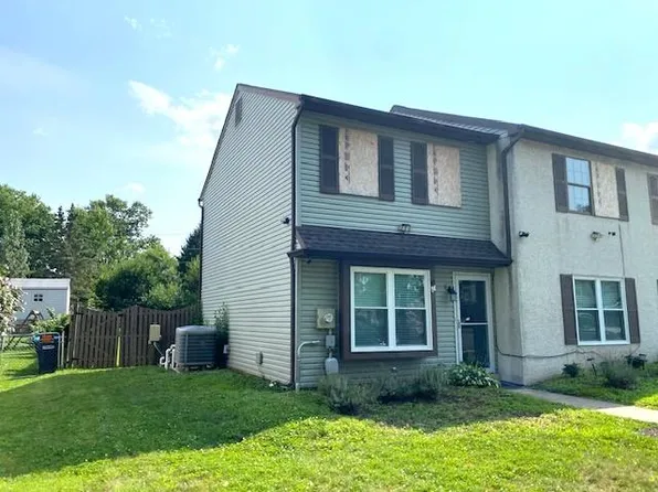 103 Redwood Dr, Quakertown, PA 18951