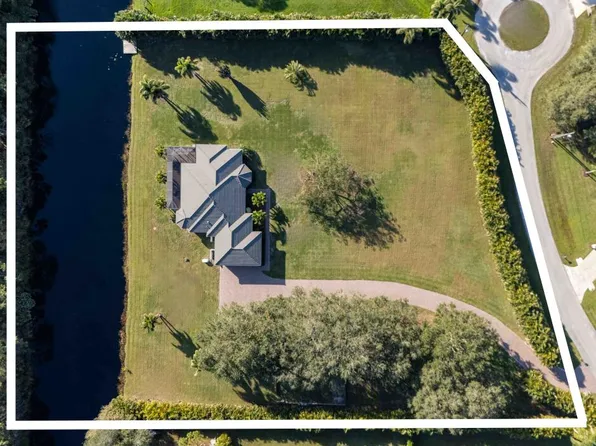 1059 SW Lynwood Lane, Palm City, FL 34990