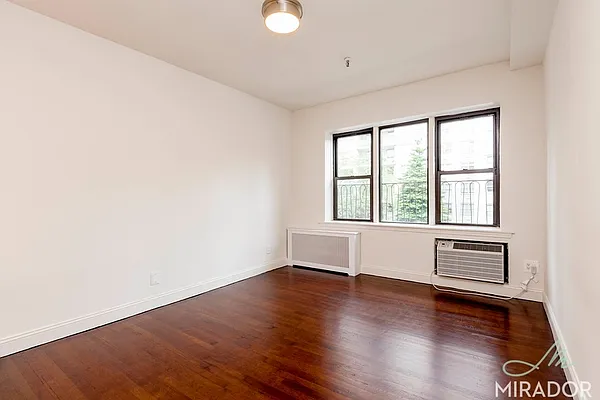 Rented by Mirador Real Estate | media 8