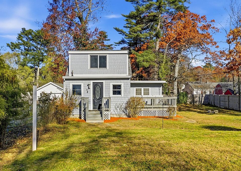 1st image of 8 Pinehurst Ave