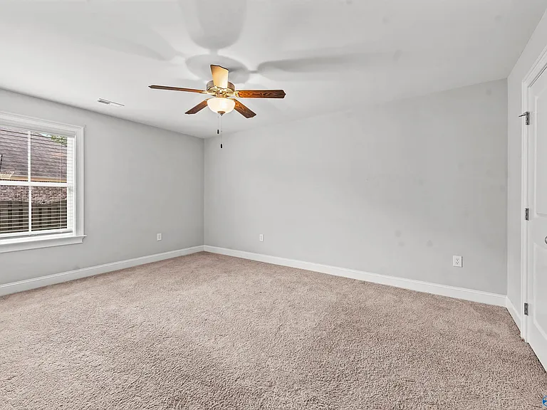 233 Dustin Ln NW — Photo 26