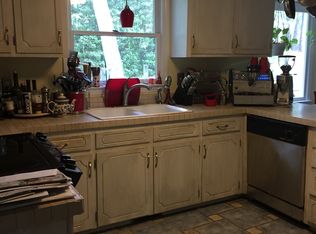 105 Cunningham Ct, Cary, NC 27511