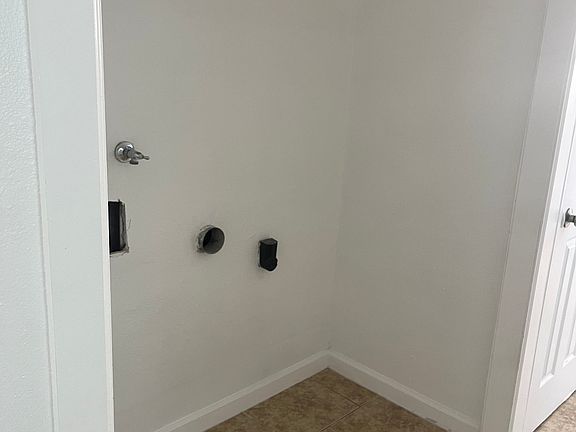5th image of 1126 Morse Ct
