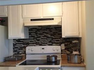 5956 Via Real APT 2, Carpinteria, CA 93013