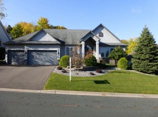 840 Amble Rd, Shoreview, MN 55126