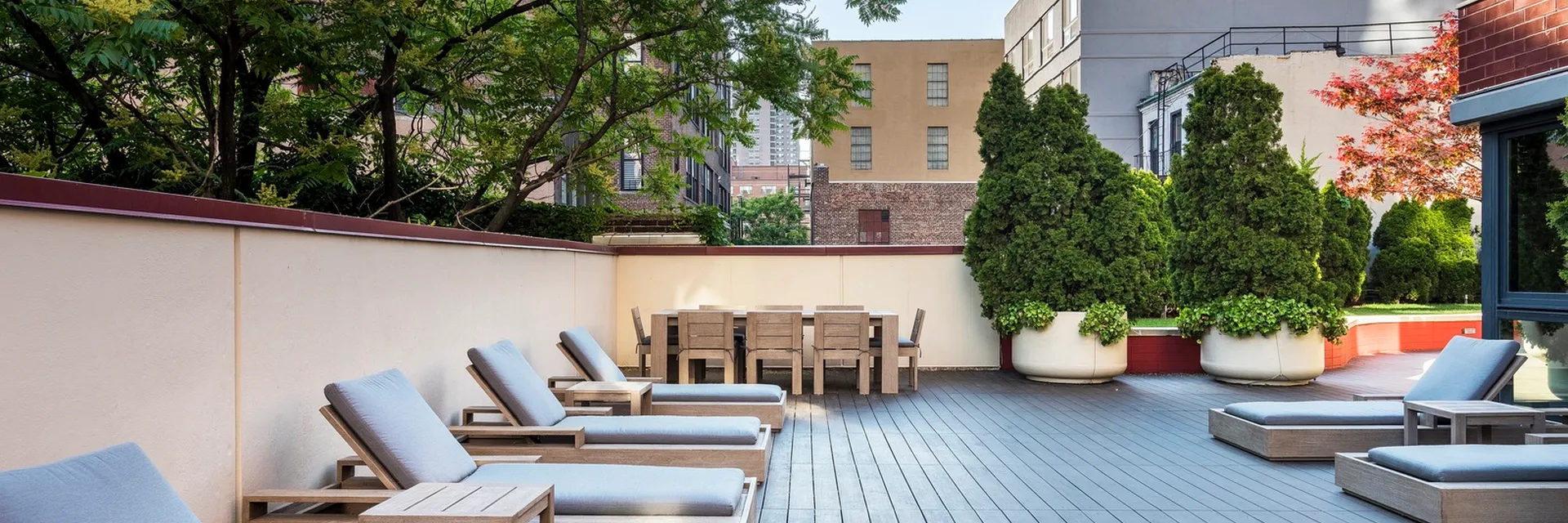 The Nicole at 400 West 55th Street in Hell's Kitchen : Sales