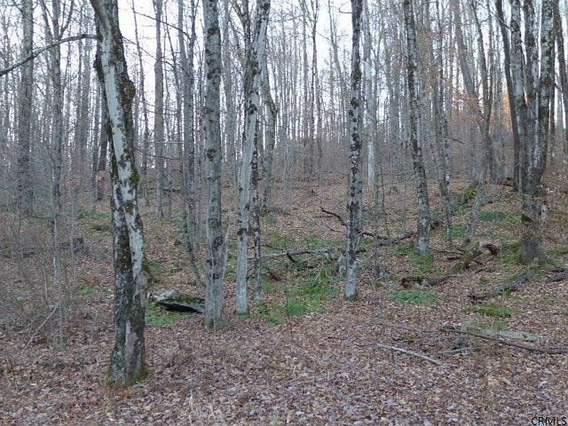4th image of 1330 QUAKER HILL Road