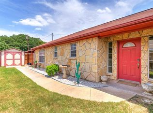 6618 Blue Water Ct, Granbury, TX 76049