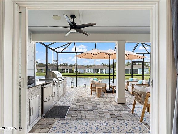 5th image of 192 YELLOW IRIS Court