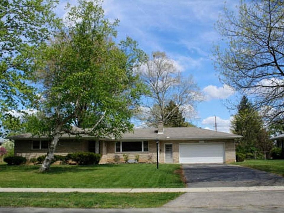1st image of 526 Hickory Dr