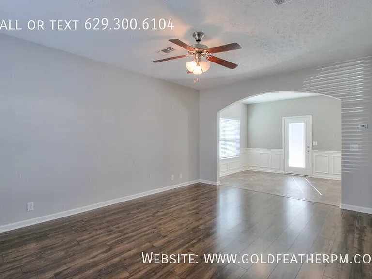 3365 Tourmaline Dr — Photo 4