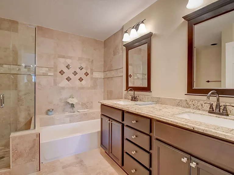 7657 Lexington Club Blvd #C — Photo 22