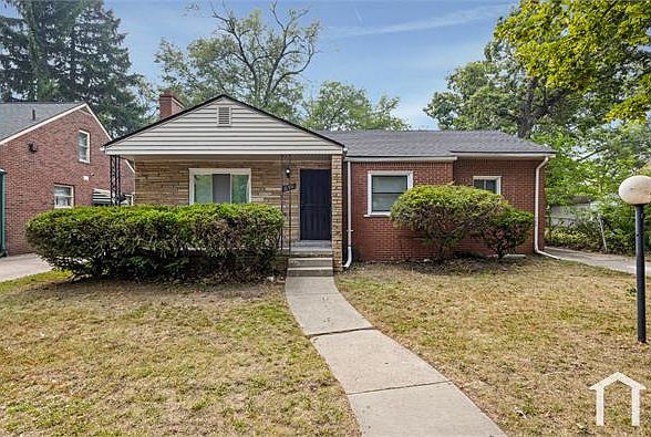 1st image of 16531 Greenlawn St