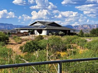 1380 S Mountain View Rd, Cornville, AZ 86325