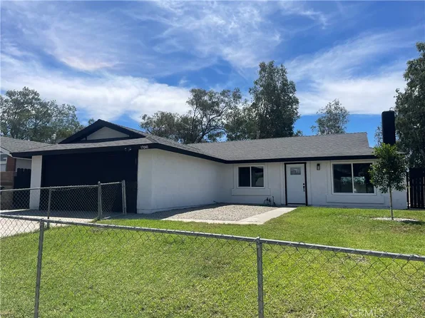 17041 Fairfax St, Fontana, CA 92336