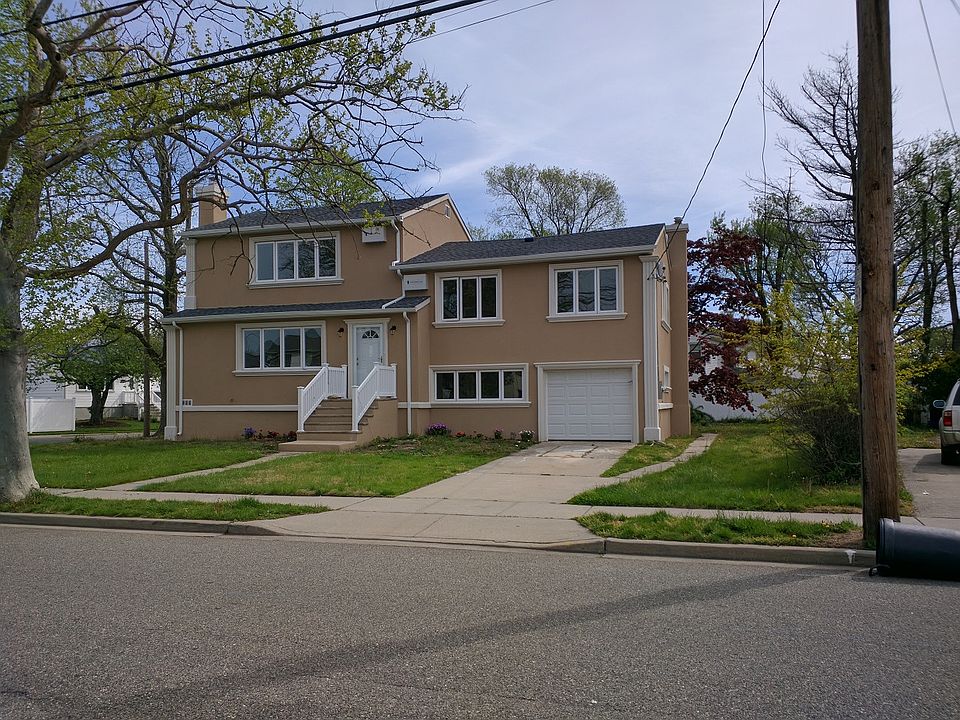 1st image of 579 S Bayview Ave #1