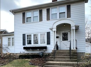 4724 Seeley Ave, Downers Grove, IL 60515